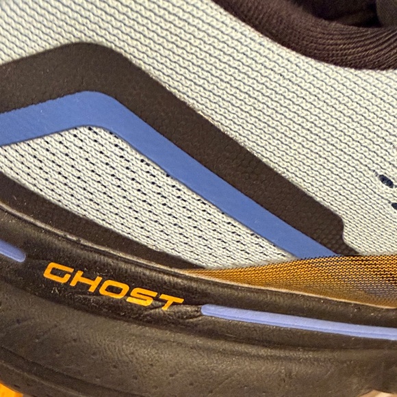 Brooks Ghost 15 Athletic Shoes in Light Blue and Black - Picture 5 of 6